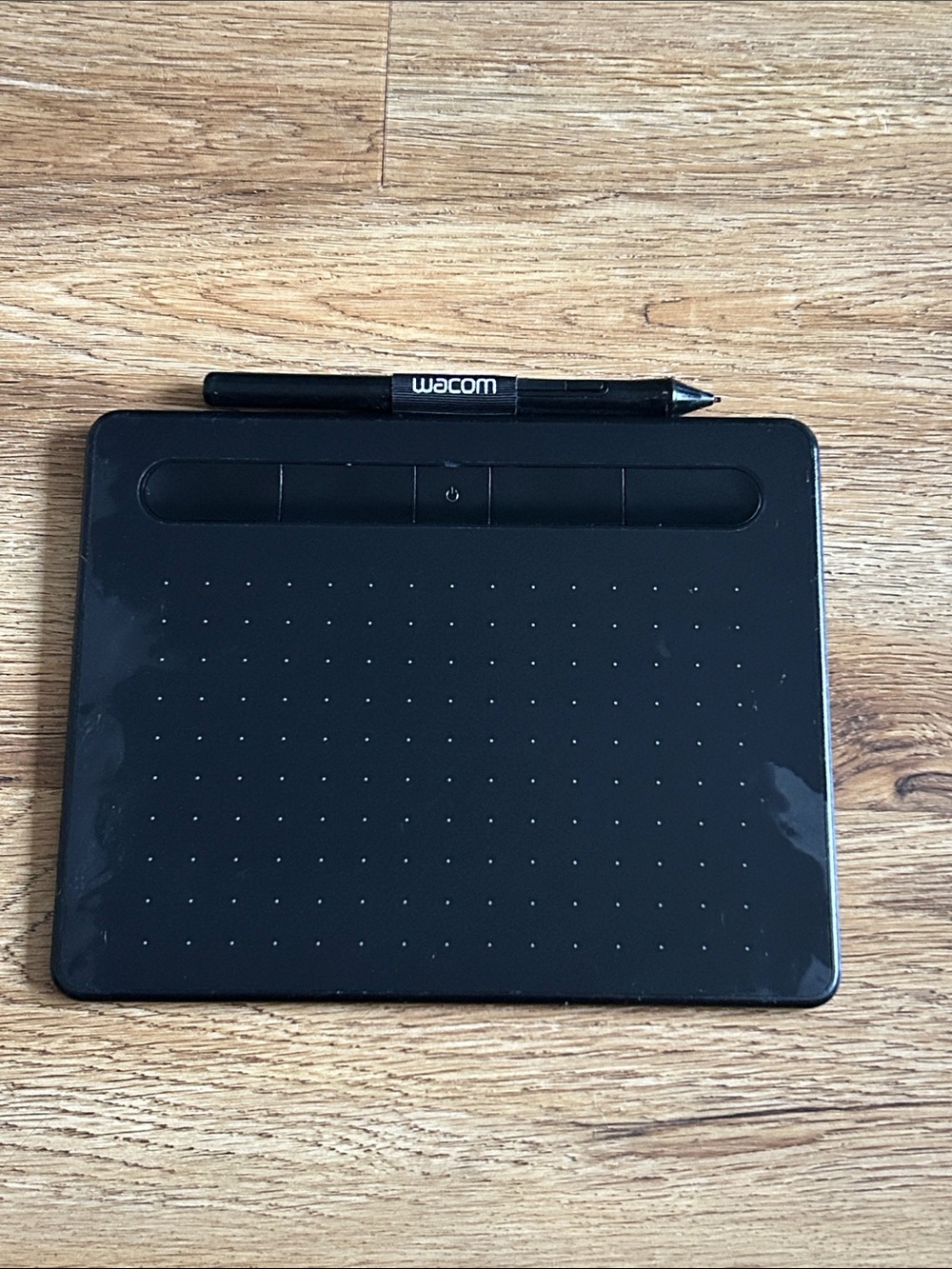 Wacom Intuos Black Graphic Drawing Tablet with Pen